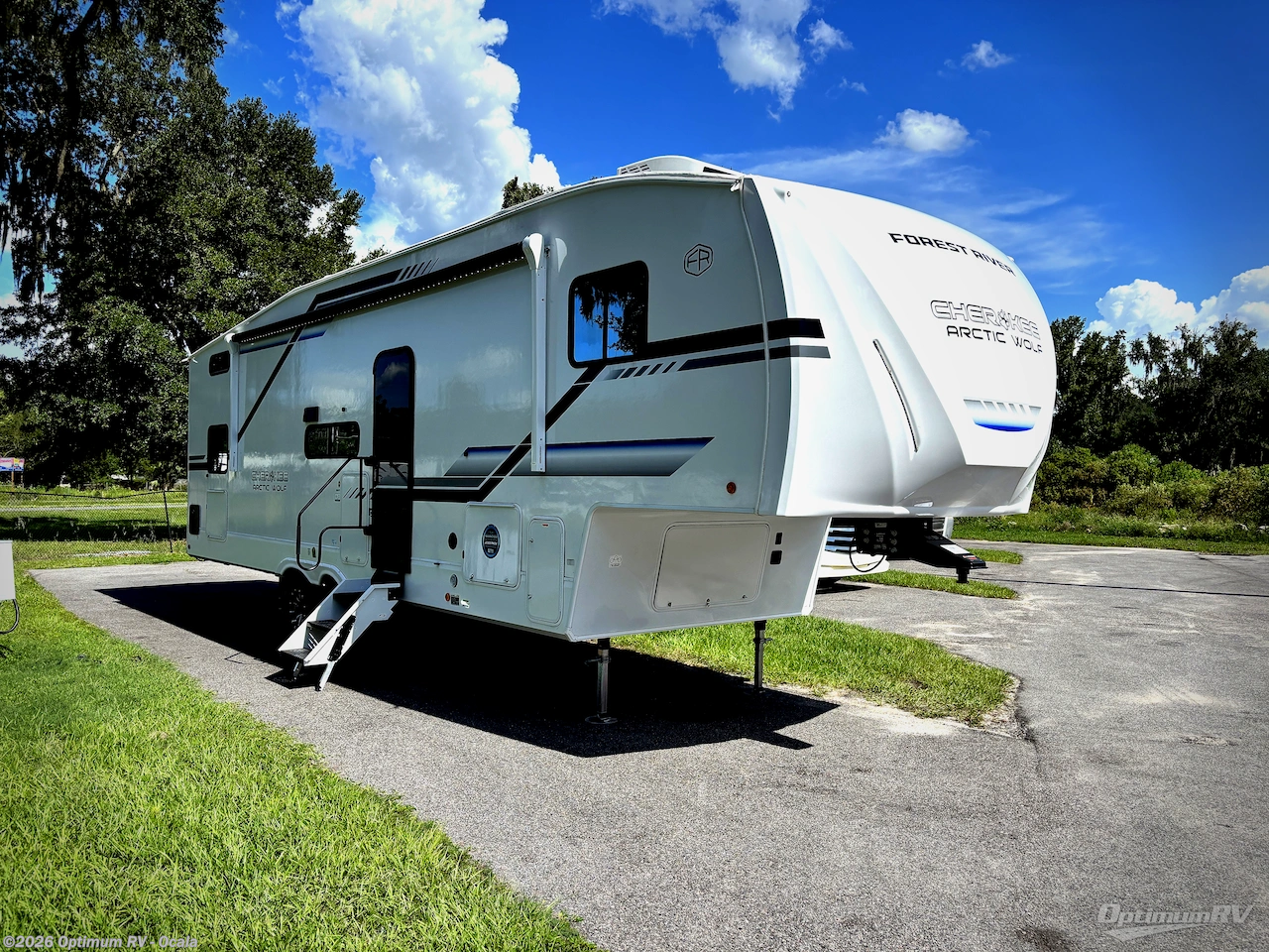New 2026 Forest River Cherokee Arctic Wolf 285OPT available in Ocala, Florida