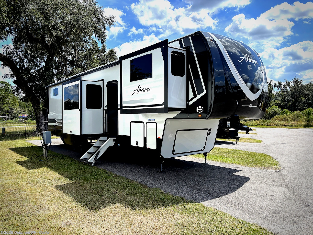 New 2027 East to West Ahara 380FL available in Ocala, Florida