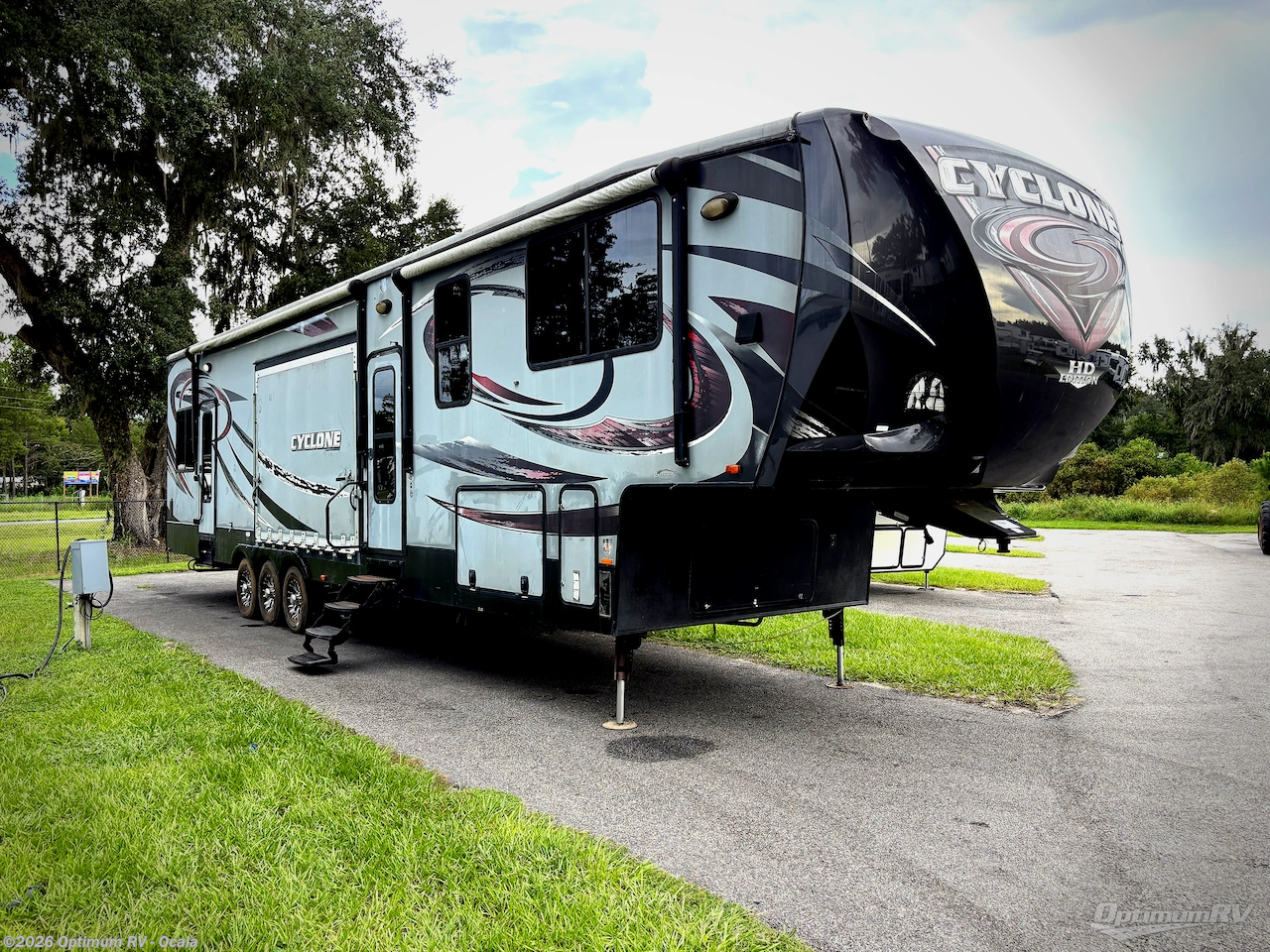 Used 2015  Heartland Cyclone 4200 by Heartland from Optimum RV - Ocala in Ocala, FL