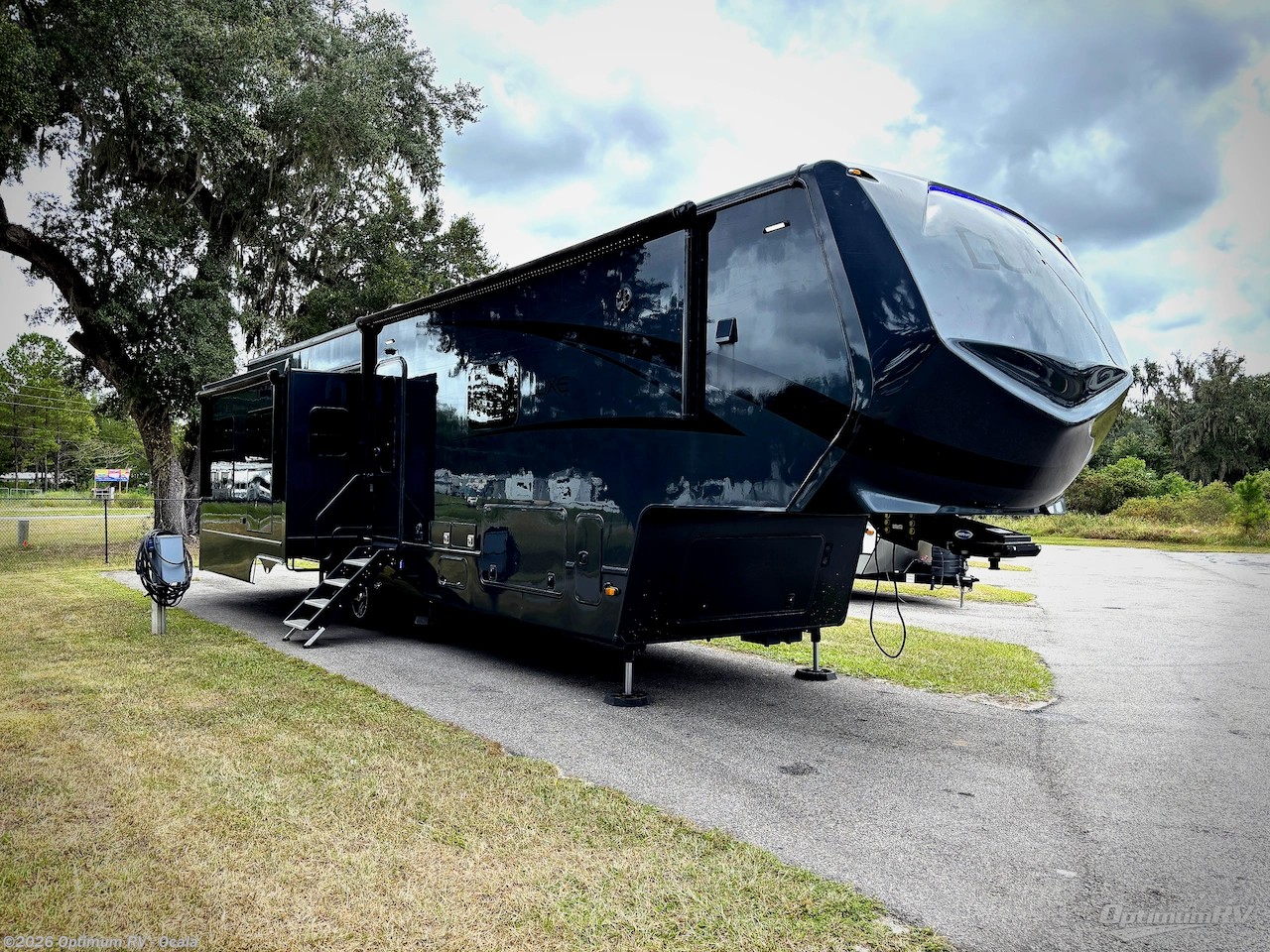 Used 2022 Luxe Elite 38GFB available in Ocala, Florida
