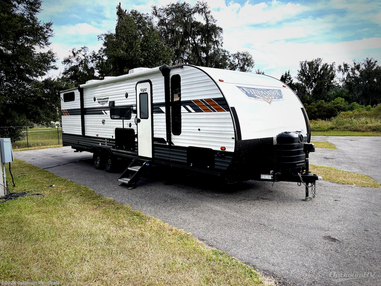 Used 2022 Forest River Wildwood X-Lite 28VBXL available in Ocala, Florida