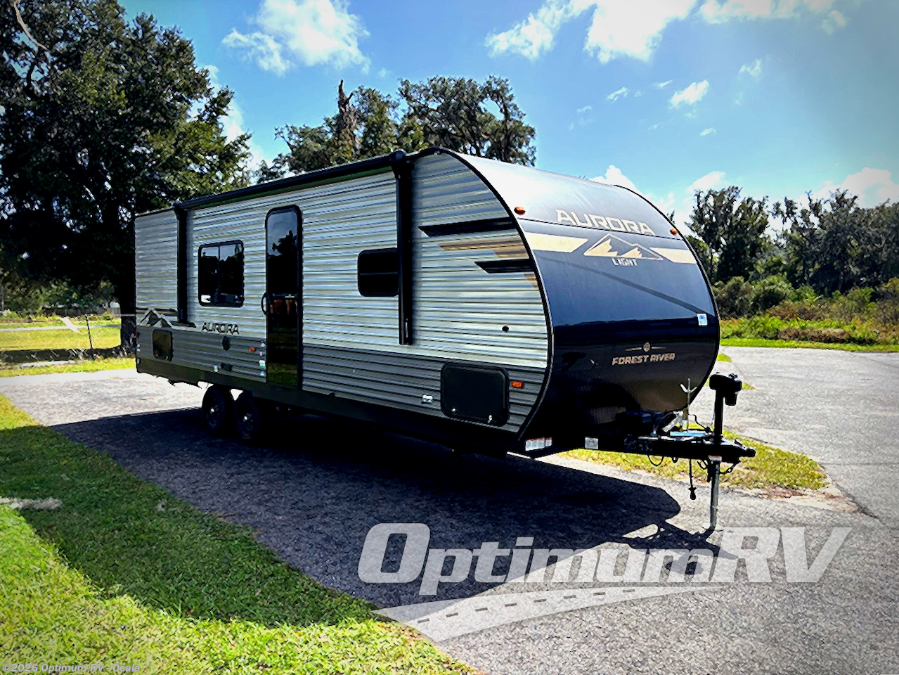 Used 2025  Forest River Aurora Light 26BH by Forest River from Optimum RV - Ocala in Ocala, FL