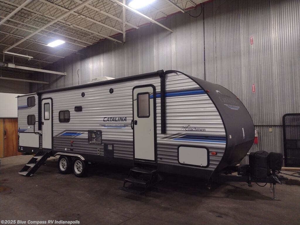 Used 2021 Coachmen Catalina Legacy 263BHSCK available in Indianapolis, Indiana