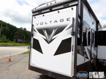 New 2022 Dutchmen Voltage 3615 available in Butler, Pennsylvania