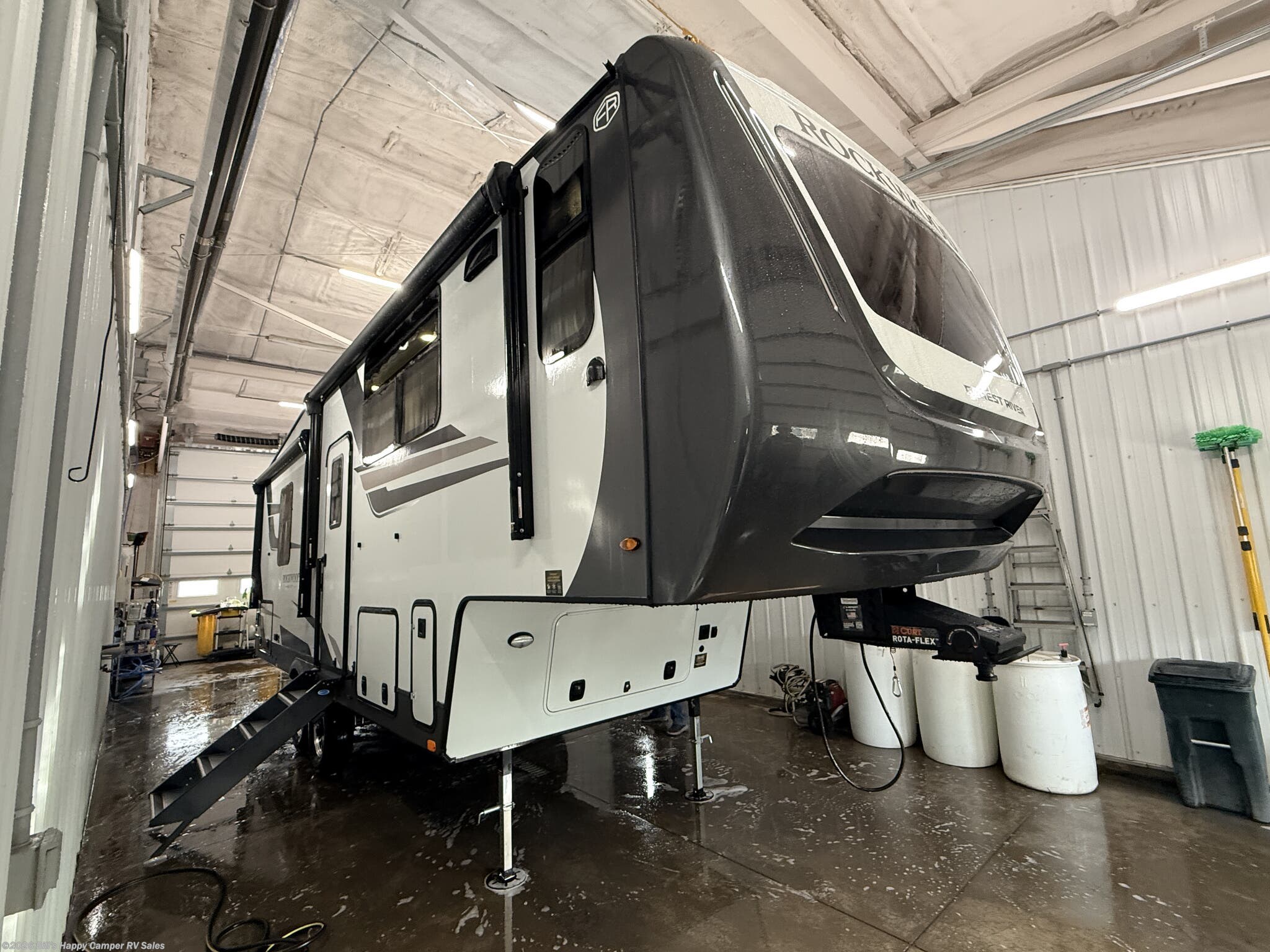 New 2026 Forest River Rockwood Signature 290SFK available in Mill Hall, Pennsylvania