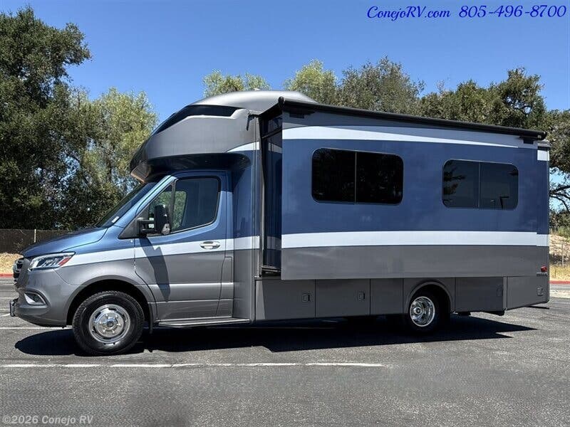 Used 2020 Tiffin Wayfarer 25RW available in Thousand Oaks, California