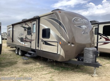 Used 2016 Keystone Cougar XLite 32FBS available in Paynesville, Minnesota
