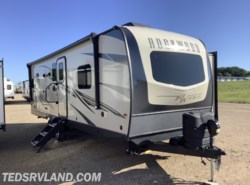 Used 2022 Forest River Rockwood Ultra Lite 2613BS available in Paynesville, Minnesota