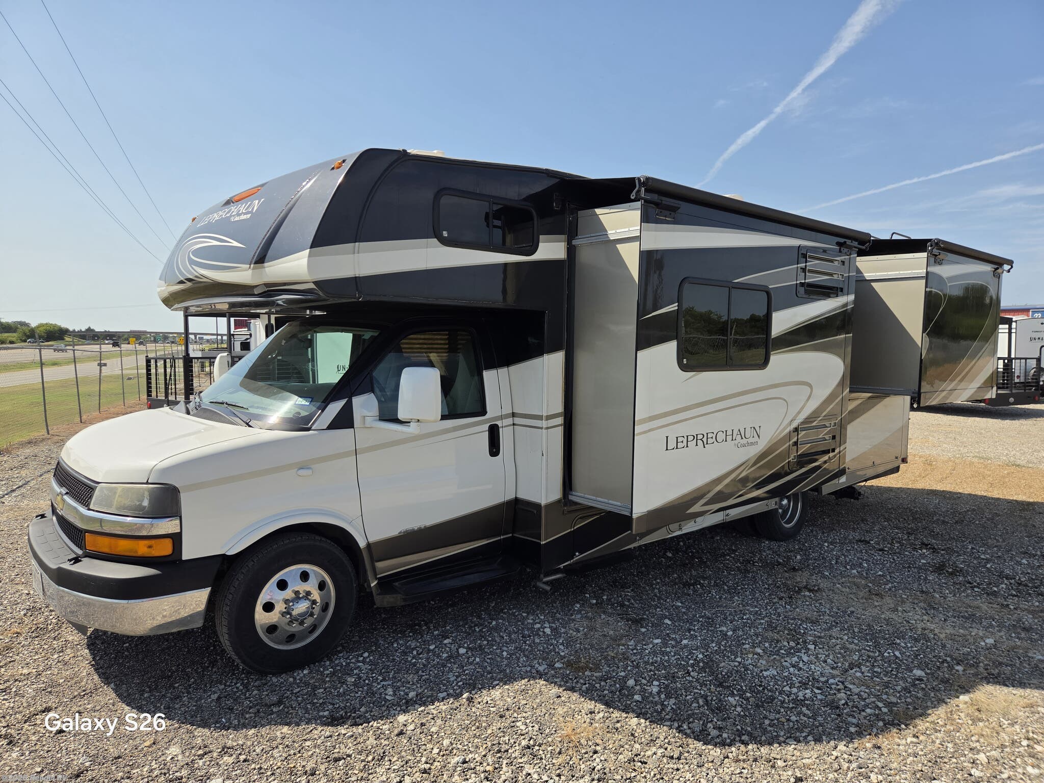 Used 2015 Coachmen Leprechaun 260DSC available in Rice, Texas