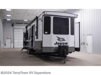 New 2023 Jayco Jay Flight Bungalow 40FKDS available in Grand Rapids, Michigan