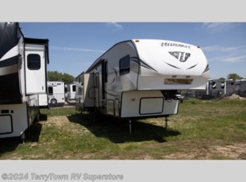 Used 2018 Keystone Hideout 299RLDS available in Grand Rapids, Michigan