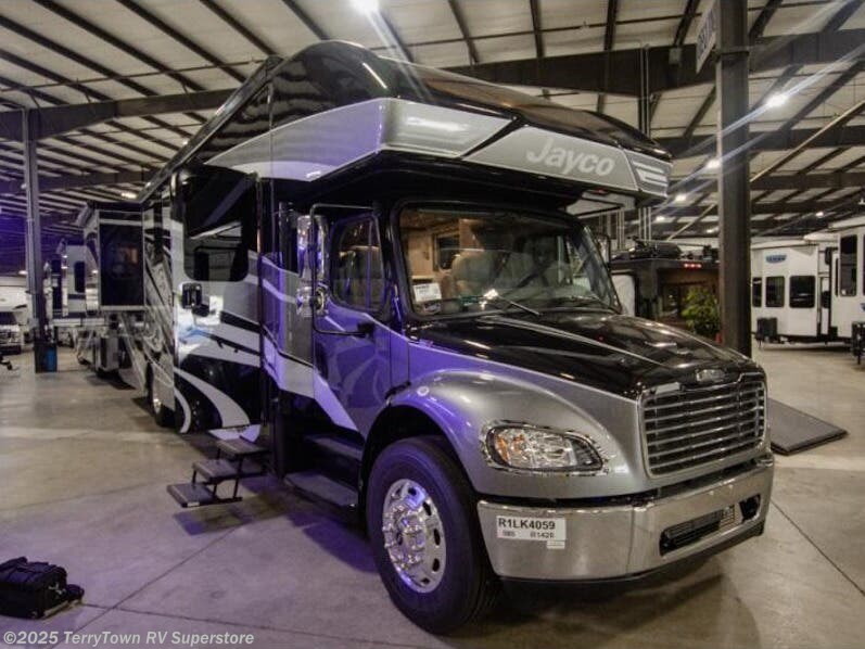 New 2024 Jayco Seneca Prestige 37K available in Grand Rapids, Michigan