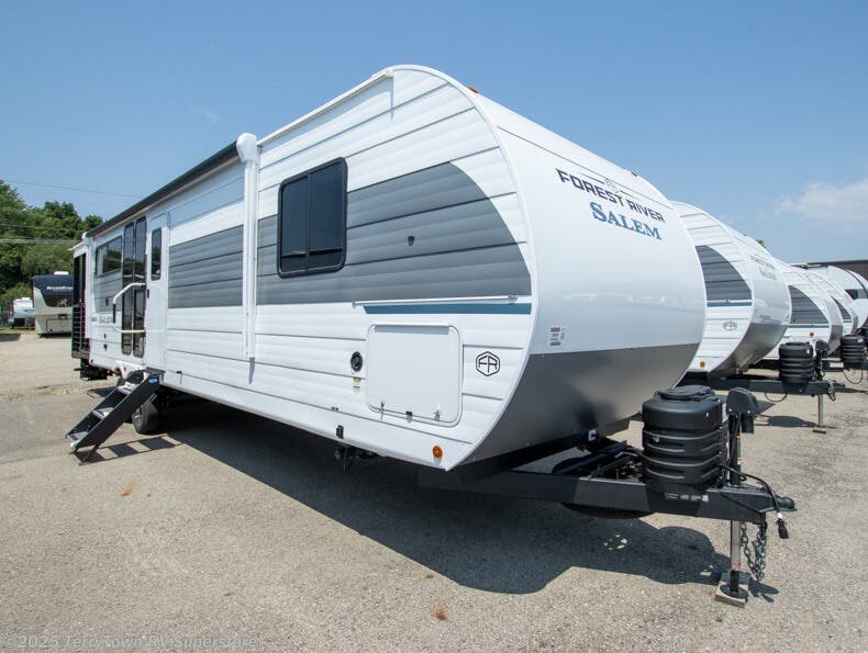 New 2025 Forest River Salem 34VERANDA available in Grand Rapids, Michigan