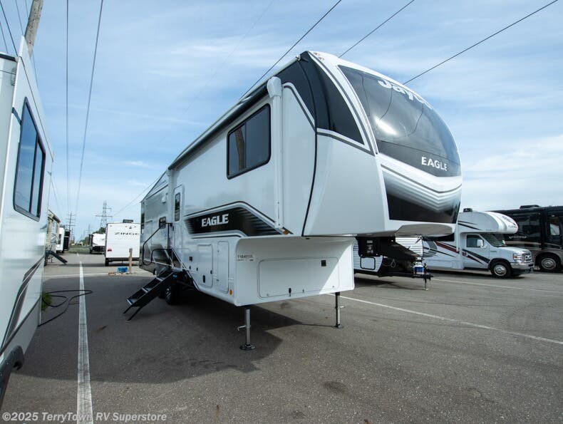 New 2026 Jayco Eagle HT 28CRT available in Grand Rapids, Michigan
