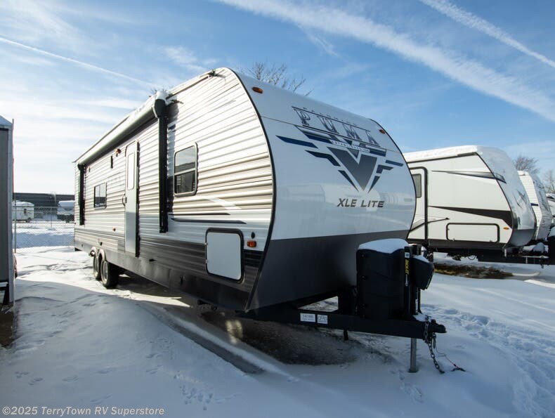 Used 2021 Palomino Puma XLE Lite 27QBC available in Grand Rapids, Michigan