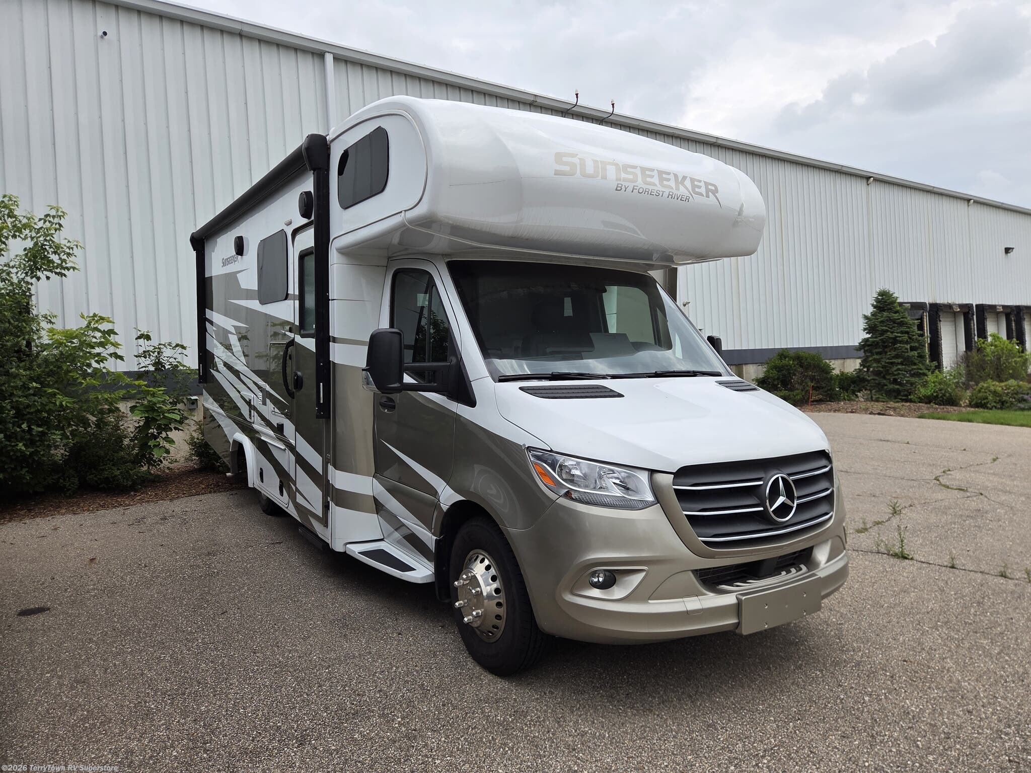 Used 2025 Forest River Sunseeker 2400BDS available in Grand Rapids, Michigan