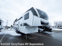 New 2026 Jayco Eagle HT 31QCD available in Grand Rapids, Michigan