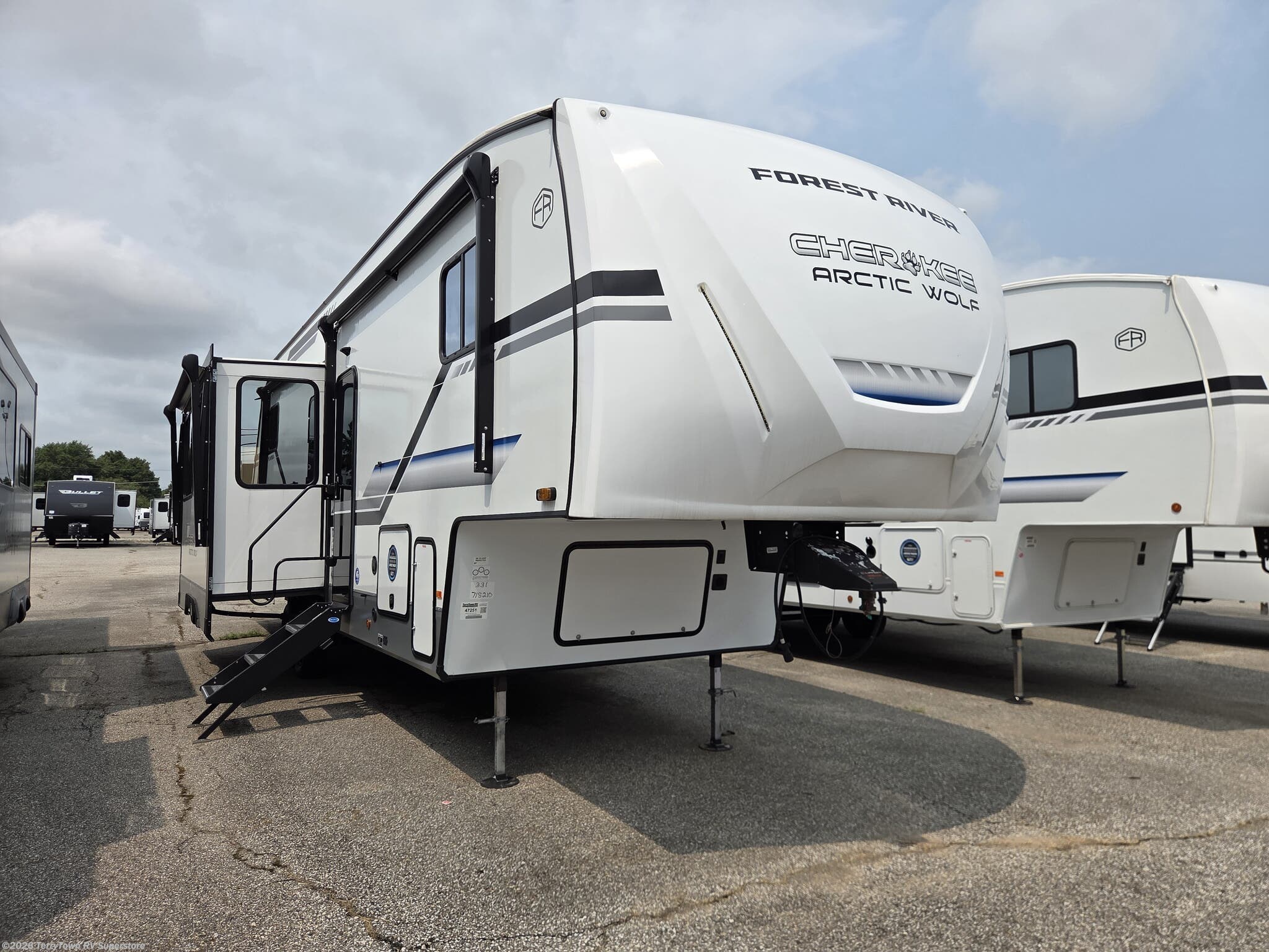 New 2025 Forest River Cherokee Arctic Wolf 331BH available in Grand Rapids, Michigan