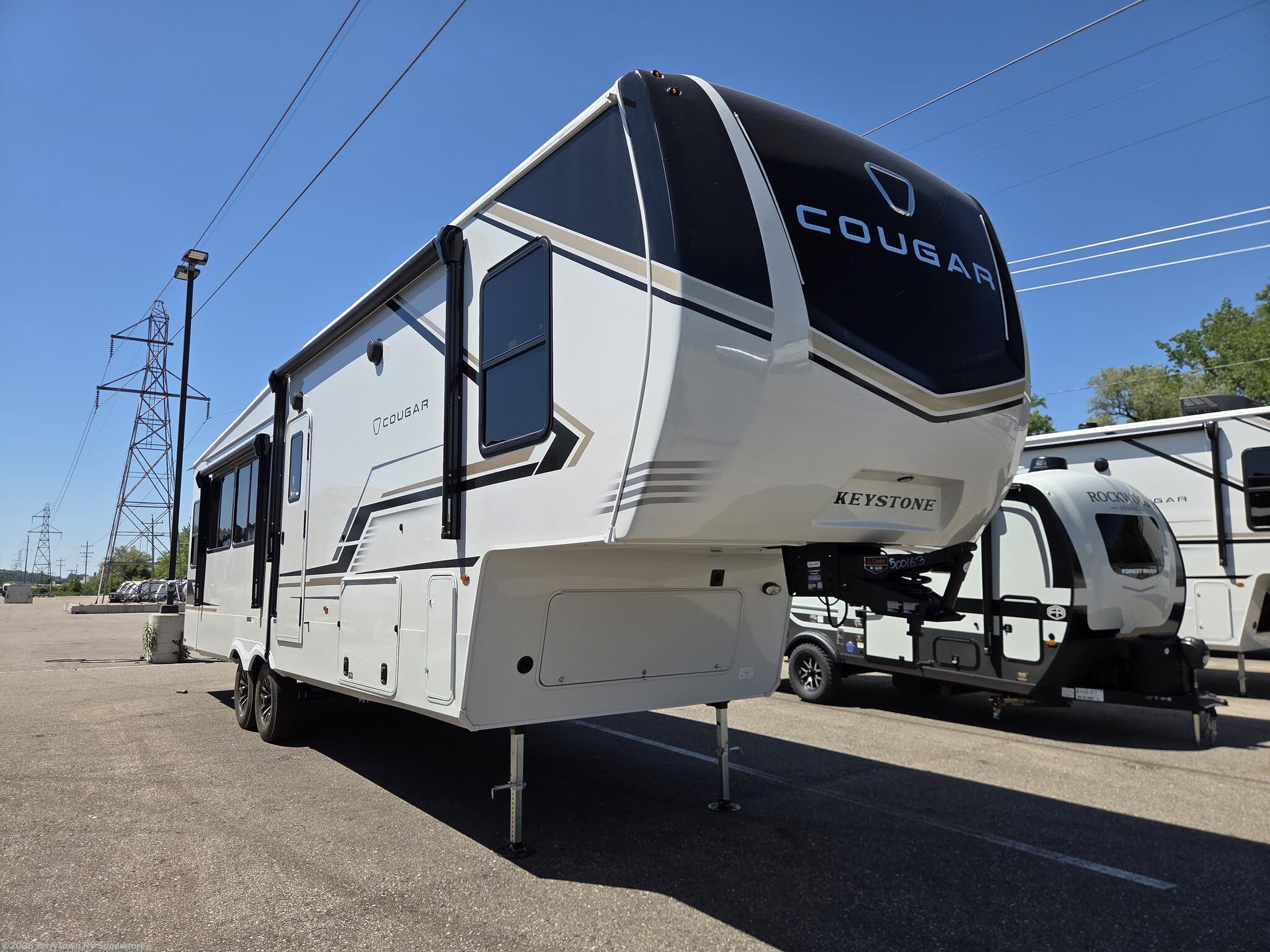 New 2027 Keystone Cougar 316RLS available in Grand Rapids, Michigan