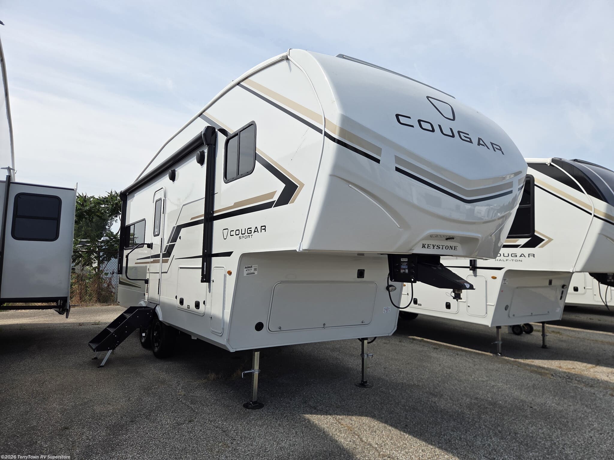 New 2027 Keystone Cougar Sport 2100ML available in Grand Rapids, Michigan