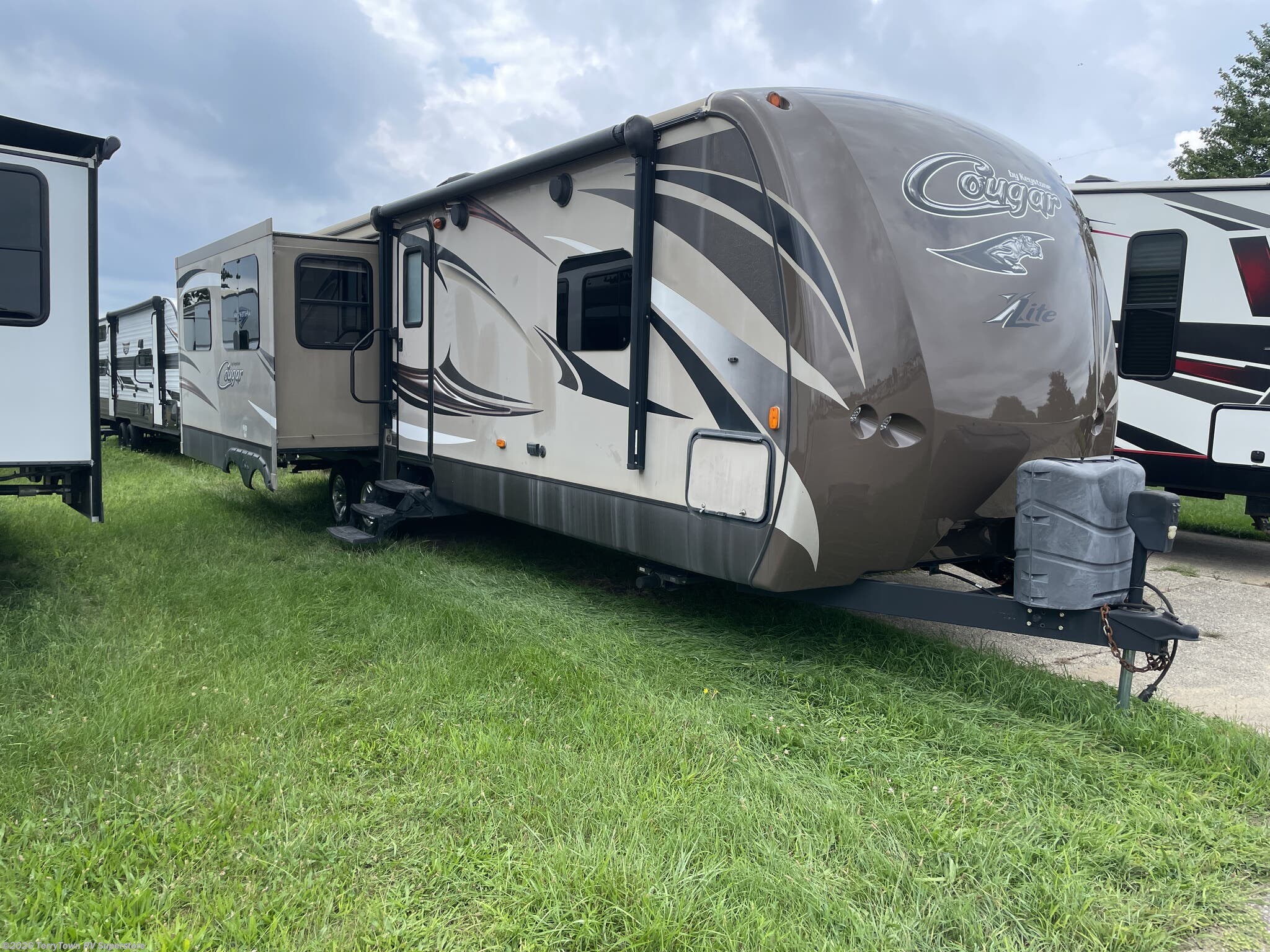 Used 2016 Keystone Cougar Half-Ton 30RLI available in Grand Rapids, Michigan