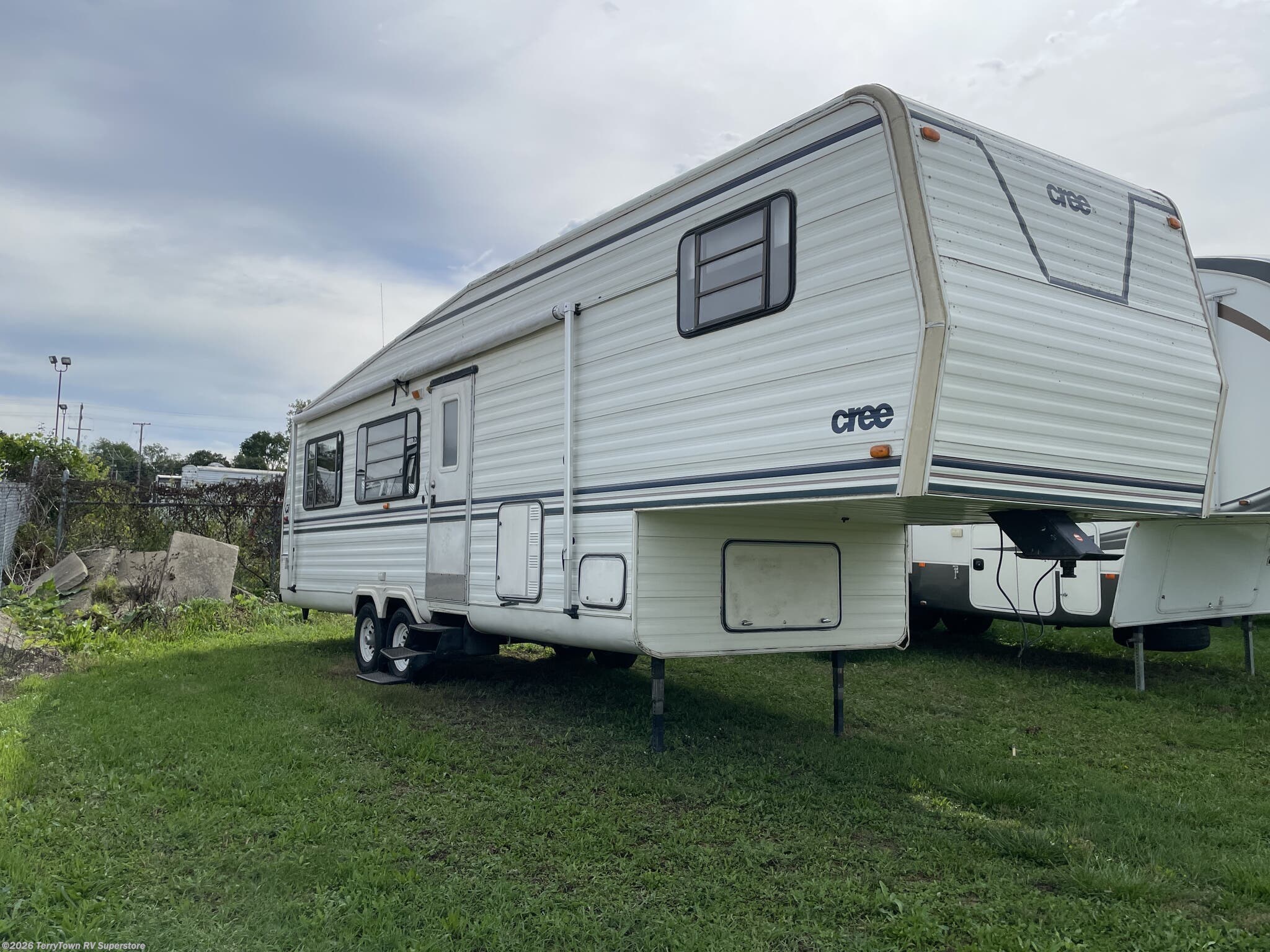Used 1993 Cree  Cree 327RK available in Grand Rapids, Michigan