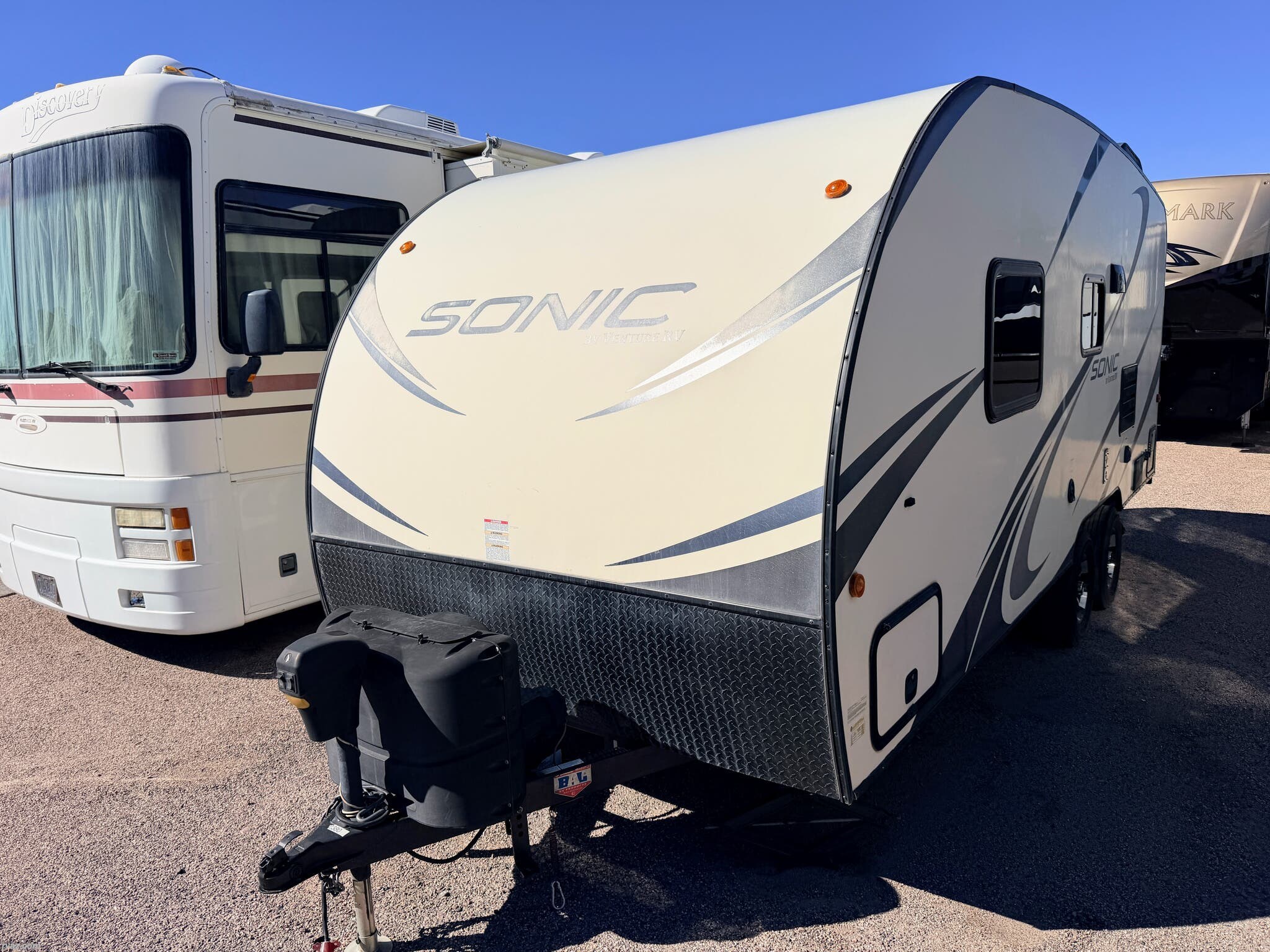Used 2018  Venture RV Sonic SN190VRB by Venture RV from RV AZ Corral in Mesa, AZ