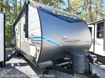 Used 2021 Coachmen Catalina Legacy Edition 303QBCK available in Egg Harbor City, New Jersey