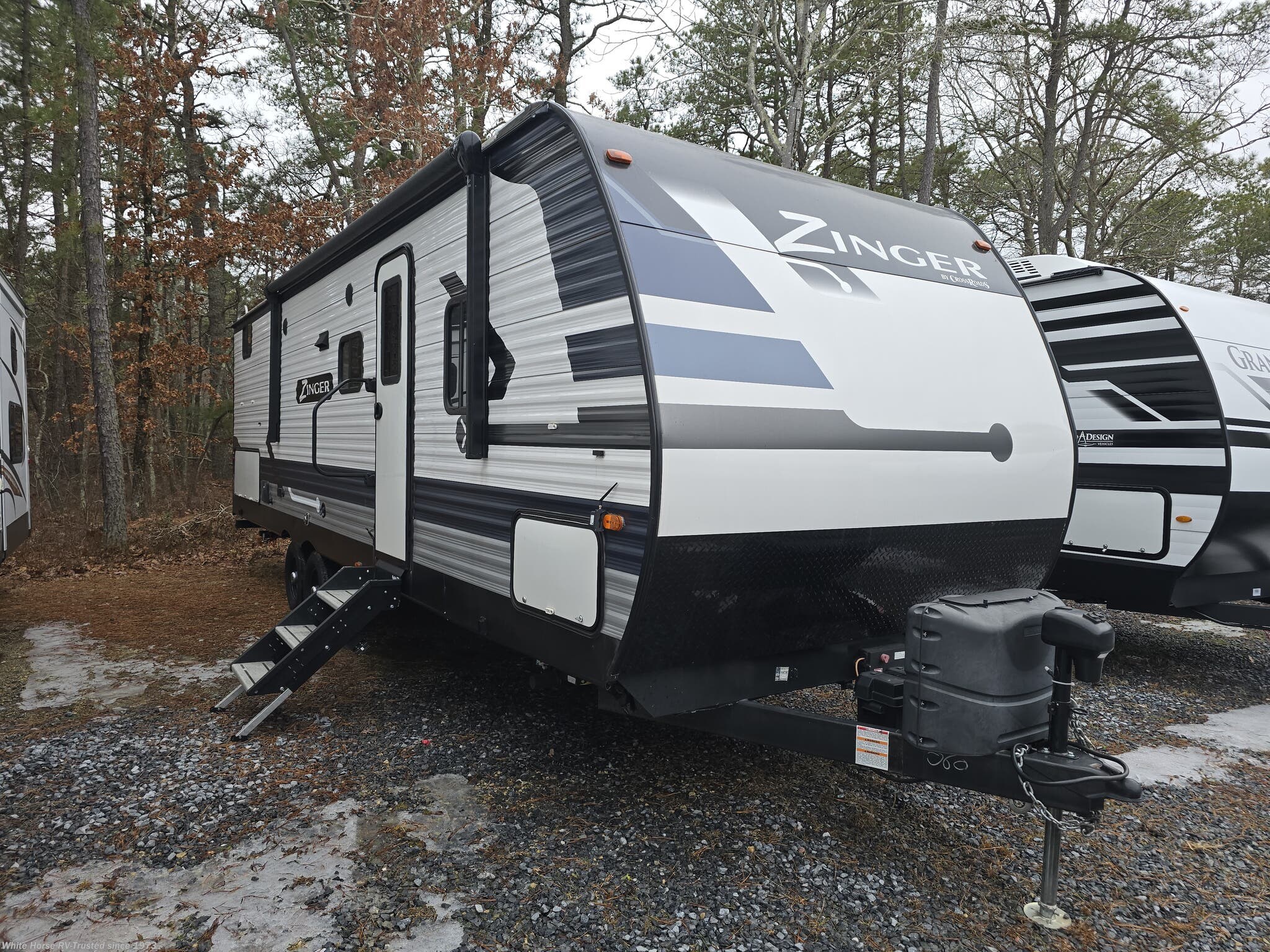 Used 2022 CrossRoads Zinger 290KB available in Egg Harbor City, New Jersey
