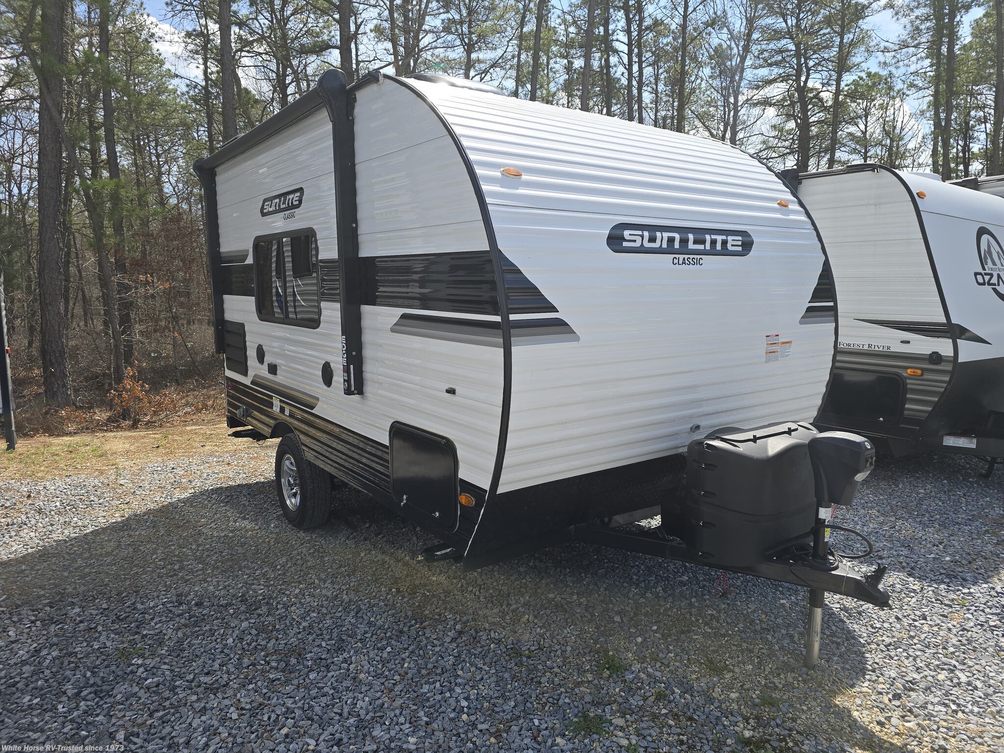 Used 2021 Sunset Park RV Sun Lite 16bh available in Egg Harbor City, New Jersey