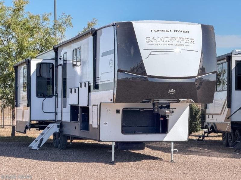 New 2027 Forest River Sandpiper 3870HBRK available in Greeley, Colorado