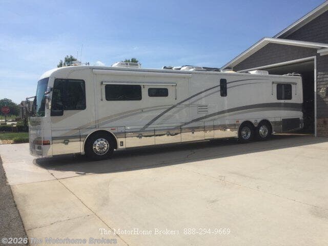 Used 2000 American Coach American Heritage 45 IS (in Crossville, TN) available in Salisbury, Maryland