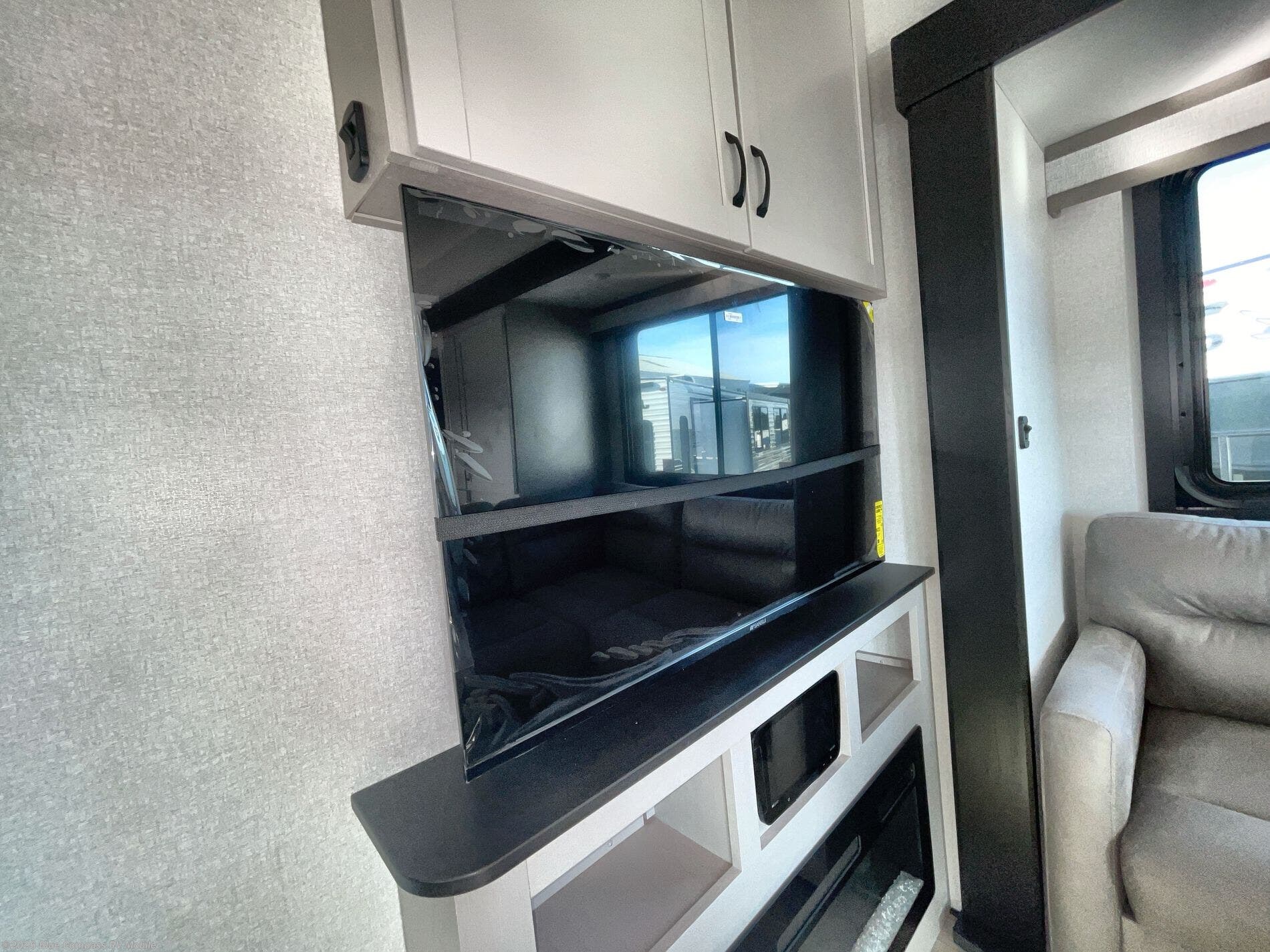 New 2026 Jayco Seismic 395 available in Theodore, Alabama
