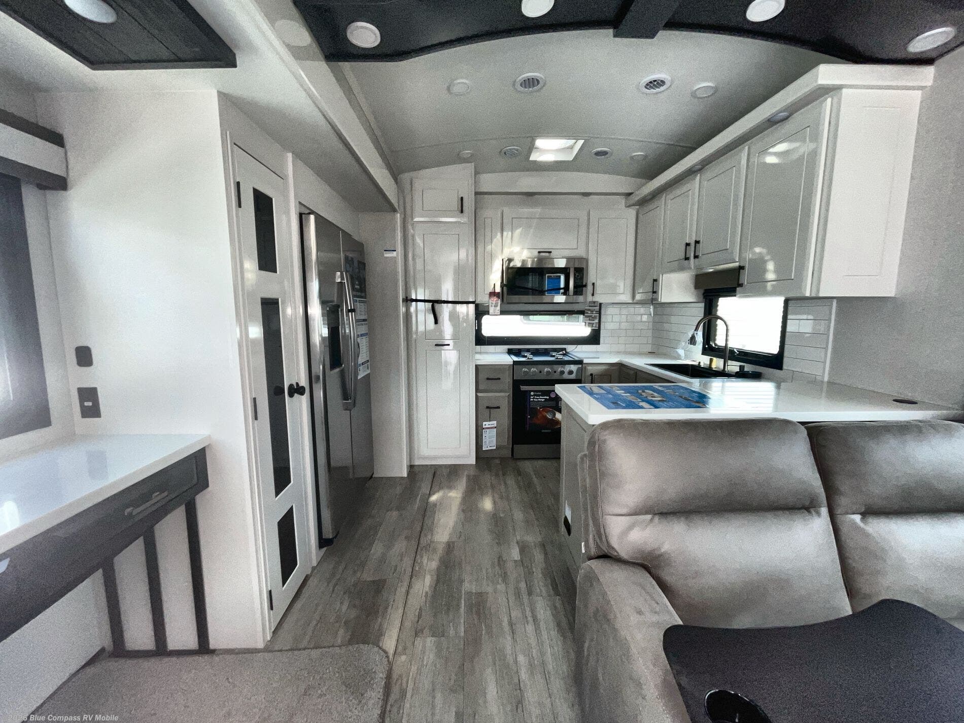 New 2026 Jayco Pinnacle 38FBRK available in Theodore, Alabama