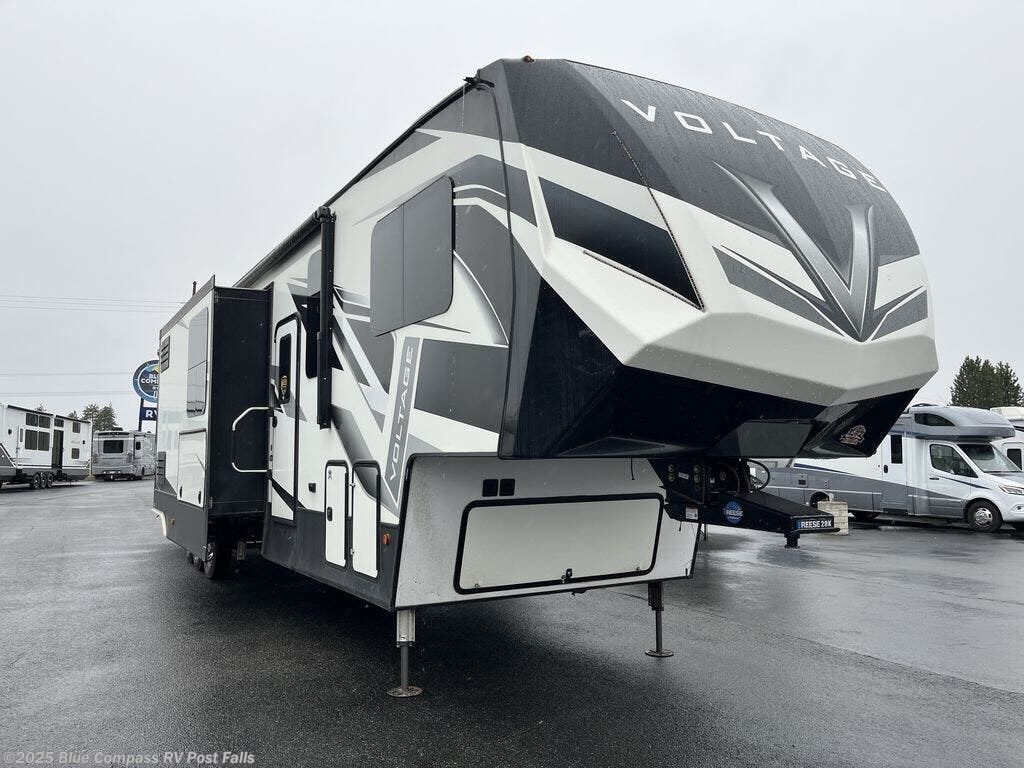 Used 2020 Dutchmen Voltage V4185 available in Post Falls, Idaho
