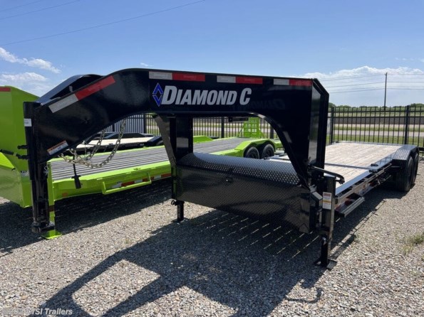 2024 Diamond C HDT-GN 210 PKG 24’ x 82” available in Van Alstyne, TX