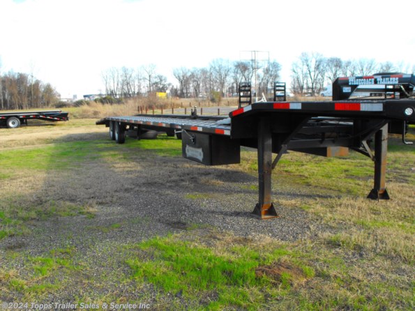2021 Topps Trailers 102x53 CAR HAULER available in Bossier City, LA