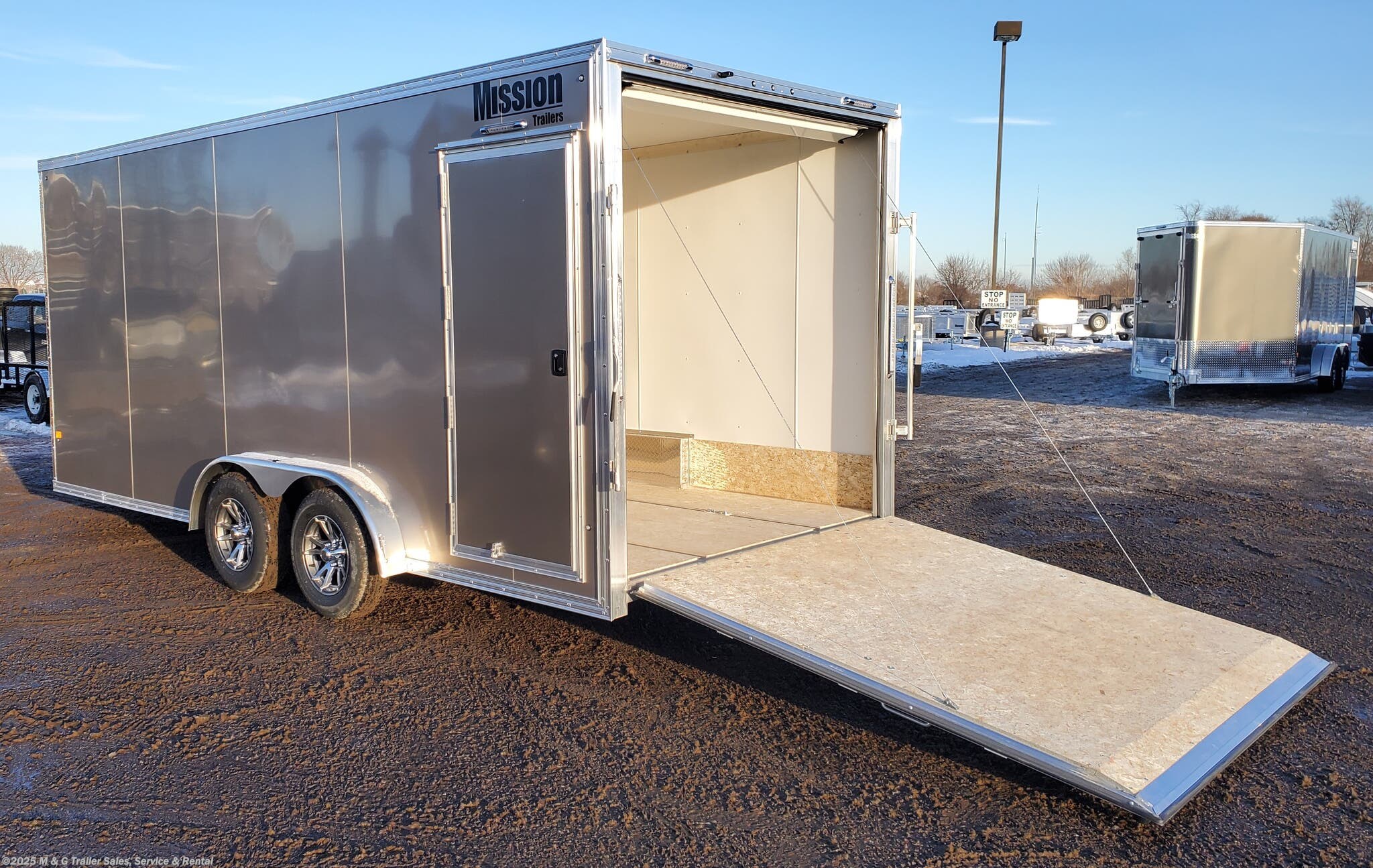 Snowmobile - 2020 Mission Trailers 7.5x18 plus Drive-off V-nose Snow ...