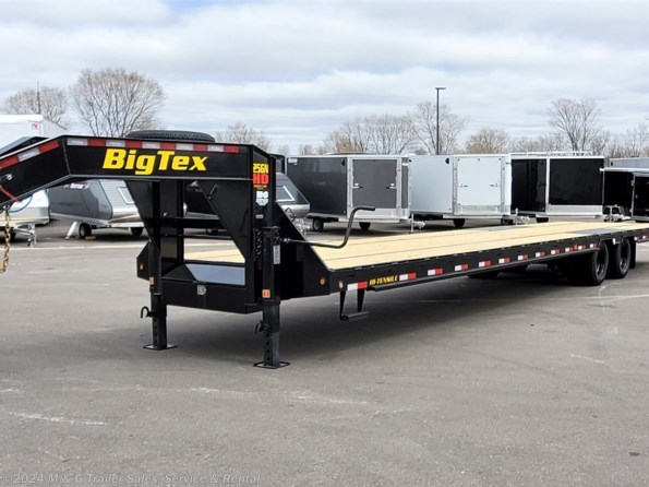 2022 Big Tex 40' Flat deck Gooseneck 25,9000GVWR available in Ramsey, MN