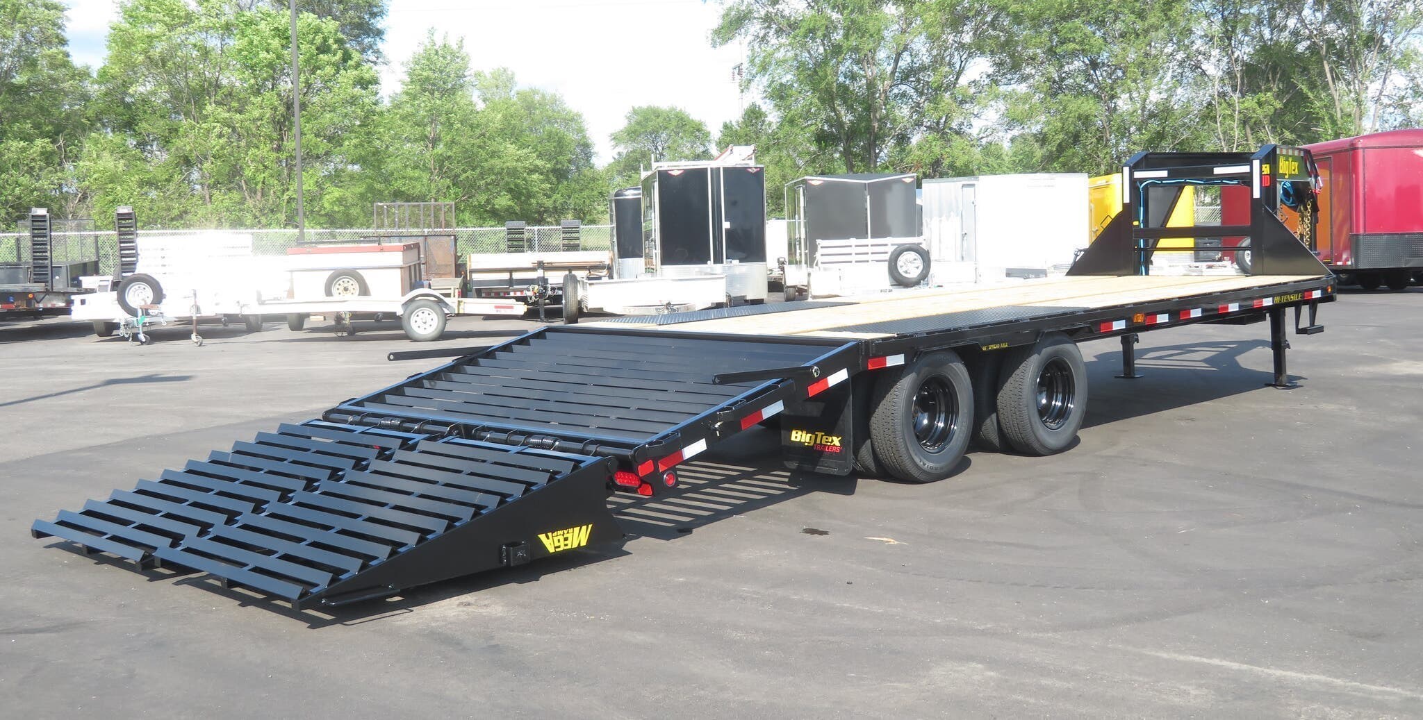 8x25 Deckover/Flat Deck Trailer for sale New Big Tex 8.5x20+5