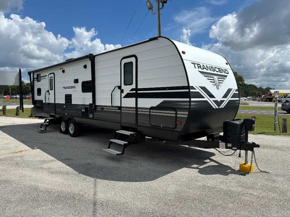 Used 2019 Grand Design Transcend 32BHS available in Apopka, Florida