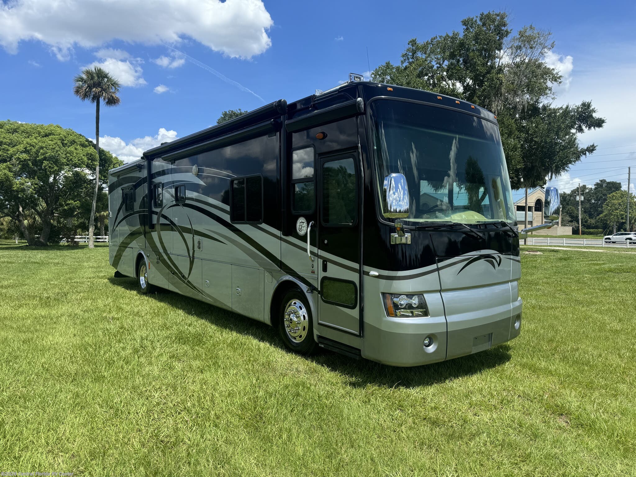 Used 2008 Tiffin Phaeton 40 QDH available in Apopka, Florida