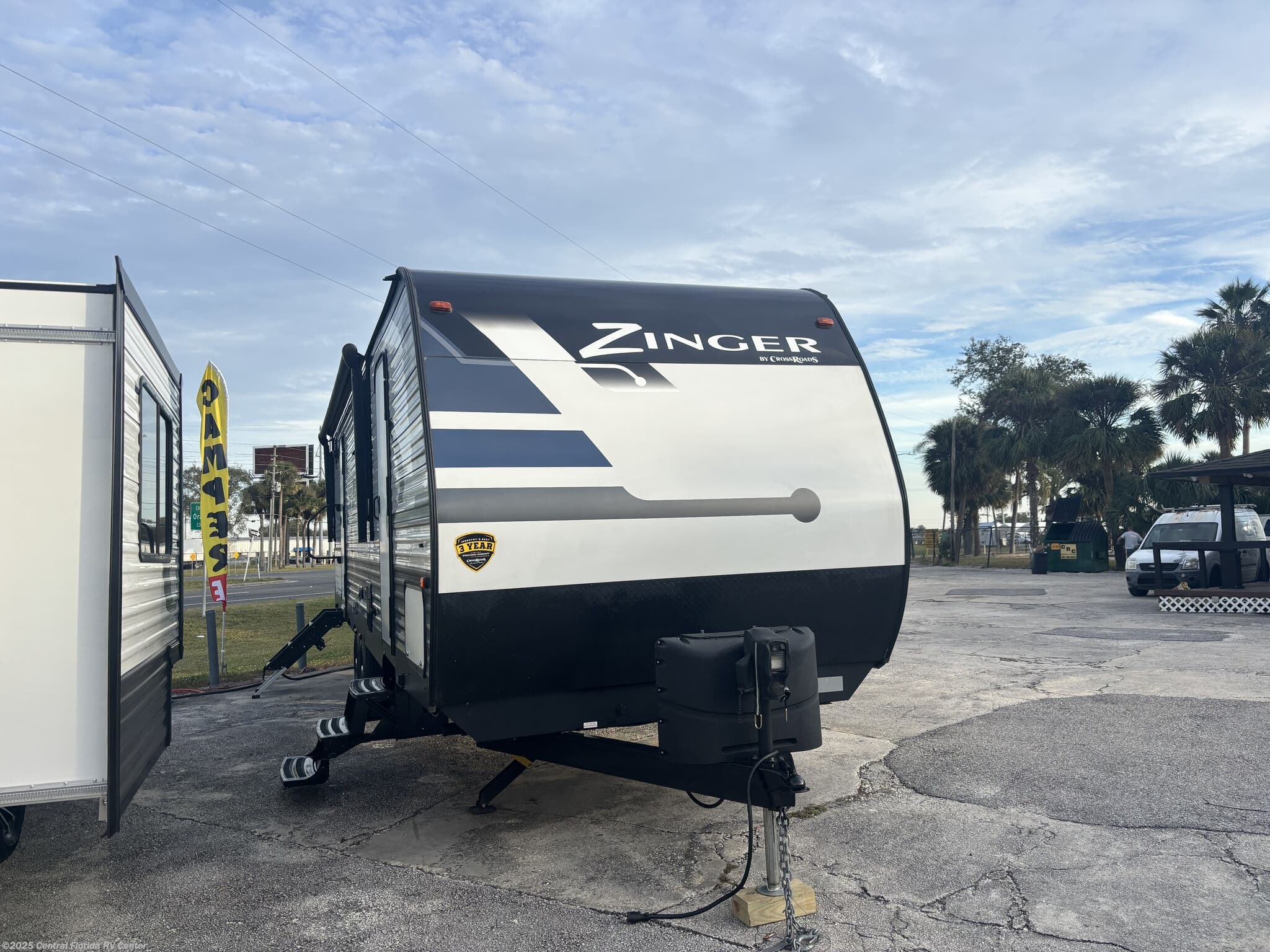Used 2021 CrossRoads Zinger ZR298BH available in Apopka, Florida