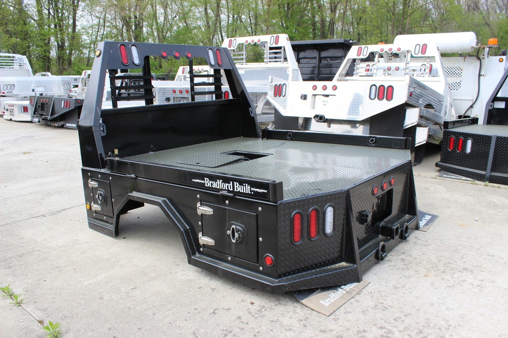 Flatbed - 2019 Bradford Built BB-4BOX-84-84-MC | TrailersUSA