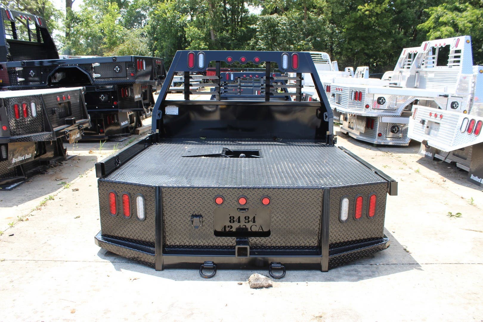 Flatbed 2020 Bradford Built BB4BOX848442 TrailersUSA