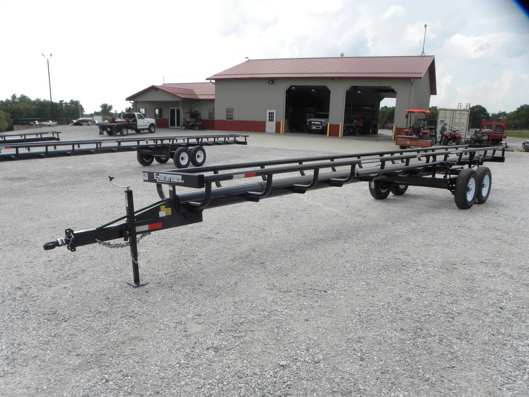 Hay 2020 EZHaul 32' Bumper Pull Hay Handler TrailersUSA
