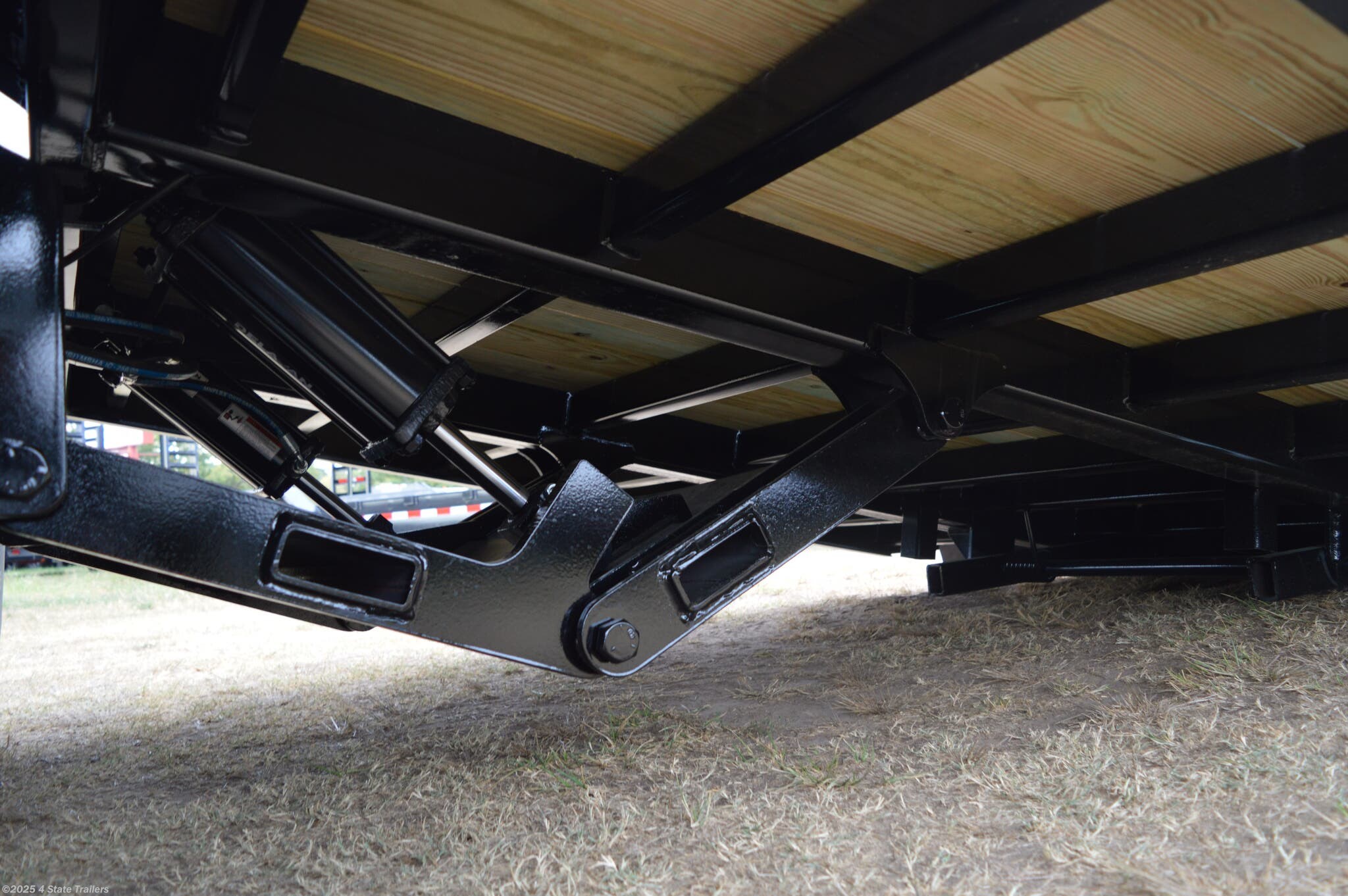 8x32 Deckover/Flat Deck Trailer for sale New Midsota 8'6x32