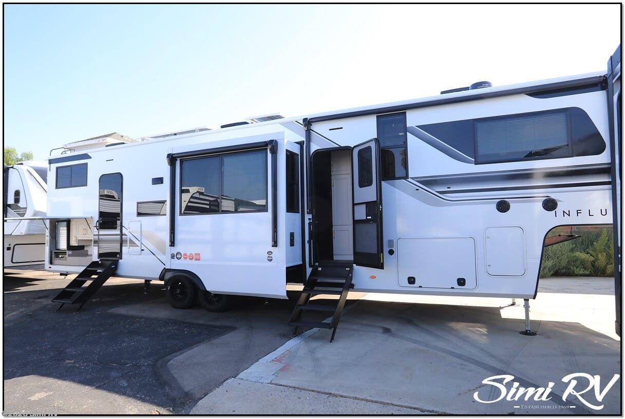 New 2027 Grand Design Influence 3904BH available in Simi Valley, California