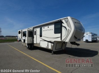 Used 2018 Keystone Montana 3791RD available in North Canton, Ohio