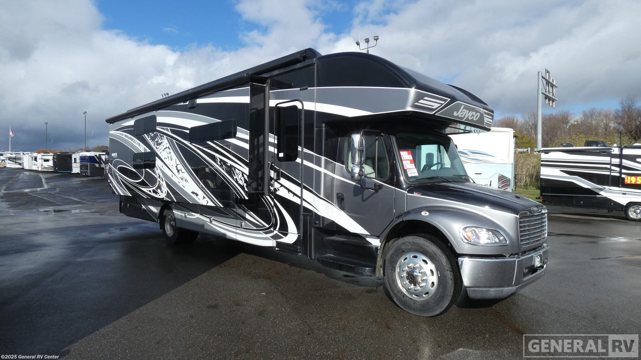 Used 2023 Jayco Seneca Prestige 37L available in North Canton, Ohio